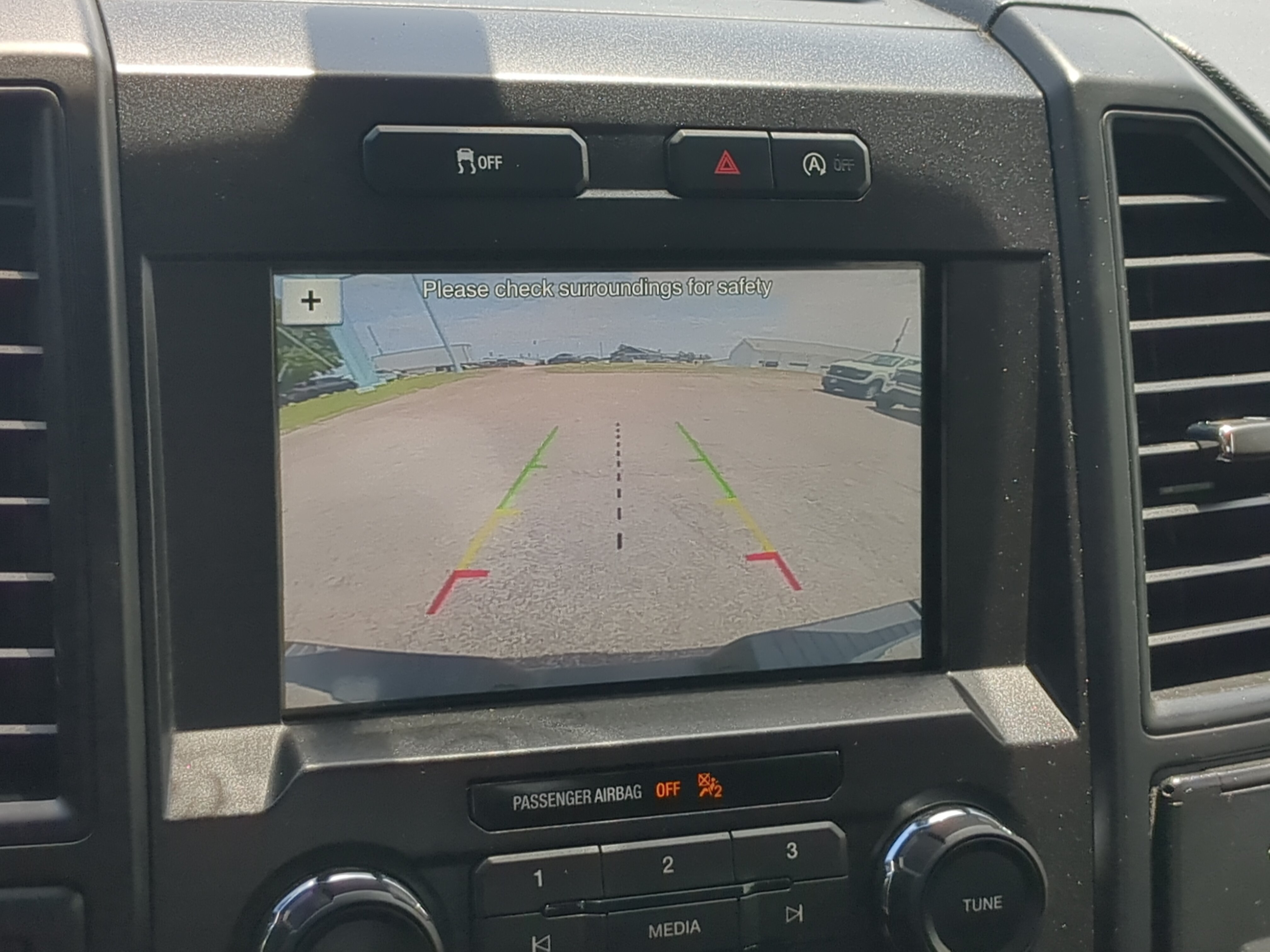 Certified 2018 Ford F150 XL w/ Equipment Group 101A Mid AWD/4WD image 18
