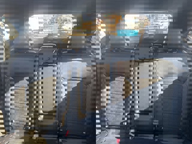 Certified 2023 Ford Edge ST-Line w/ Class II Trailer Tow Package image 23