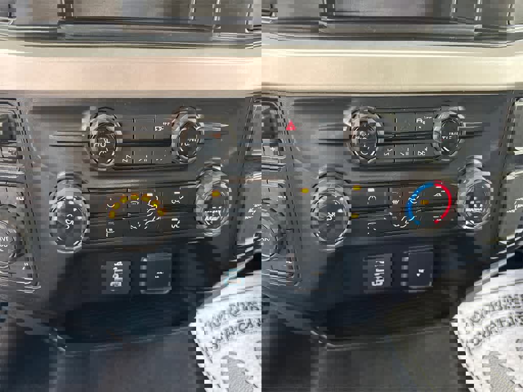 Certified 2025 Ford F250 XLT image 21