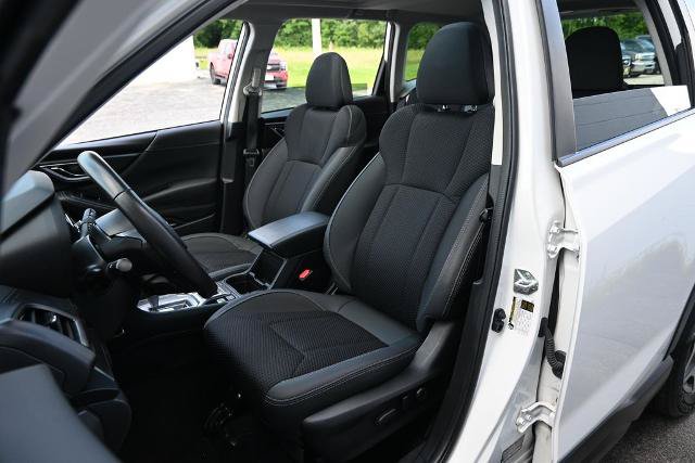 Used 2023 Subaru Forester Premium AWD/4WD image 22