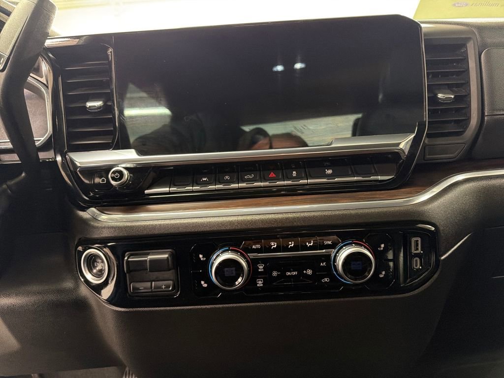 Used 2025 GMC Sierra 1500 SLT image 22