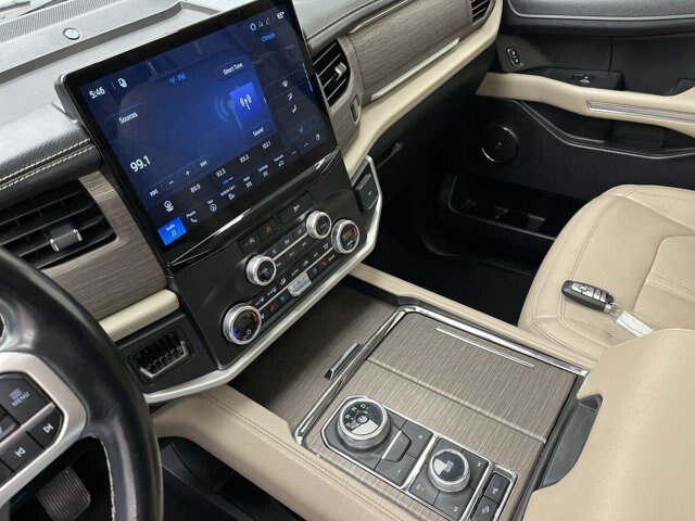 Certified 2024 Ford Expedition Limited AWD/4WD image 20