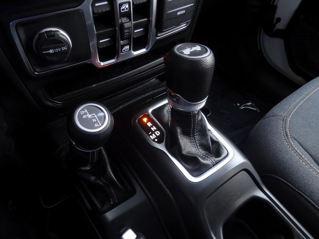 Used 2024 Jeep Wrangler Unlimited Sport AWD/4WD image 36