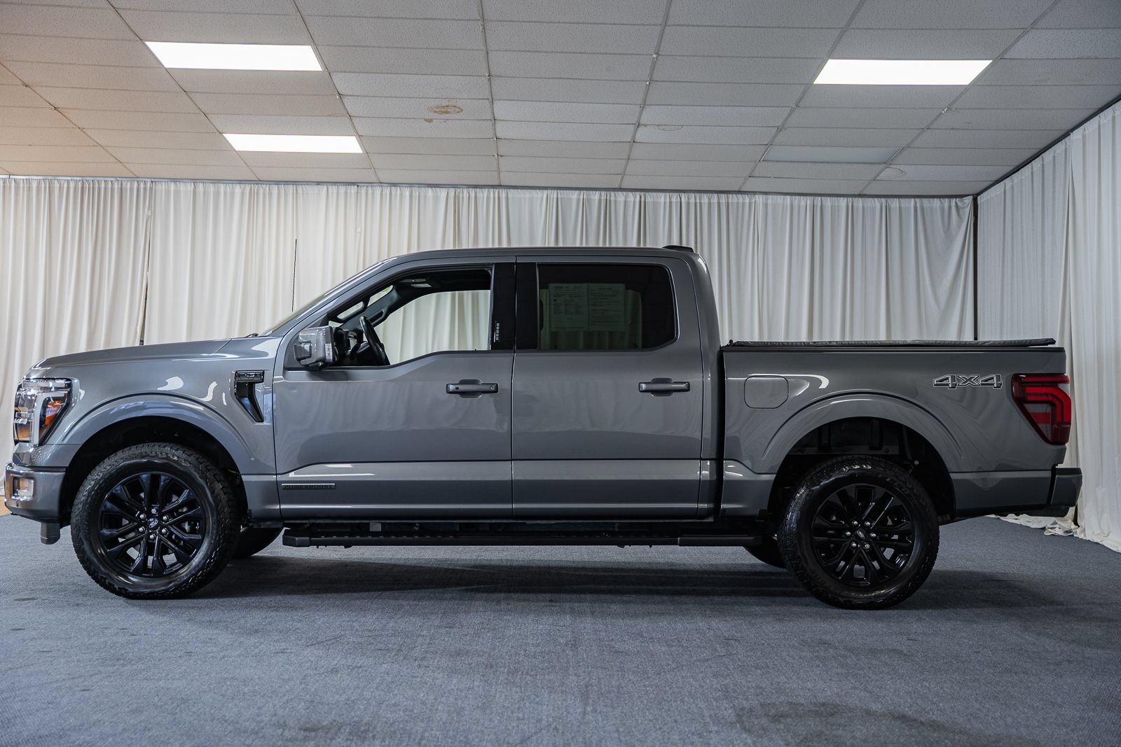 Certified 2024 Ford F150 Lariat w/ Bed Utility Package AWD/4WD image 5