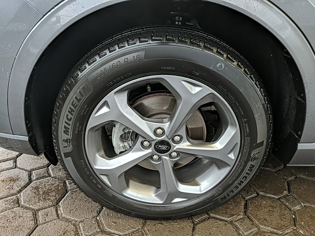 Certified 2024 Ford Escape ST-Line w/ Tech Pack #1 image 10