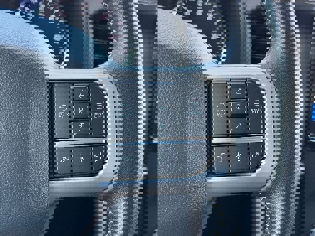 Certified 2024 Ford Expedition XLT image 34