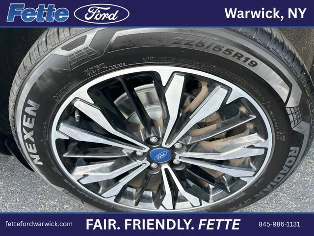 Certified 2022 Ford Escape SE w/ SE Sport Appearance Package AWD/4WD image 11