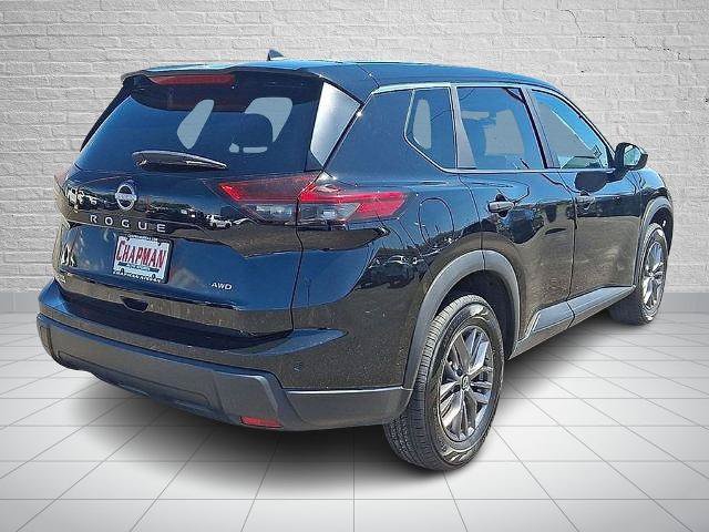 Used 2024 Nissan Rogue S AWD/4WD image 5