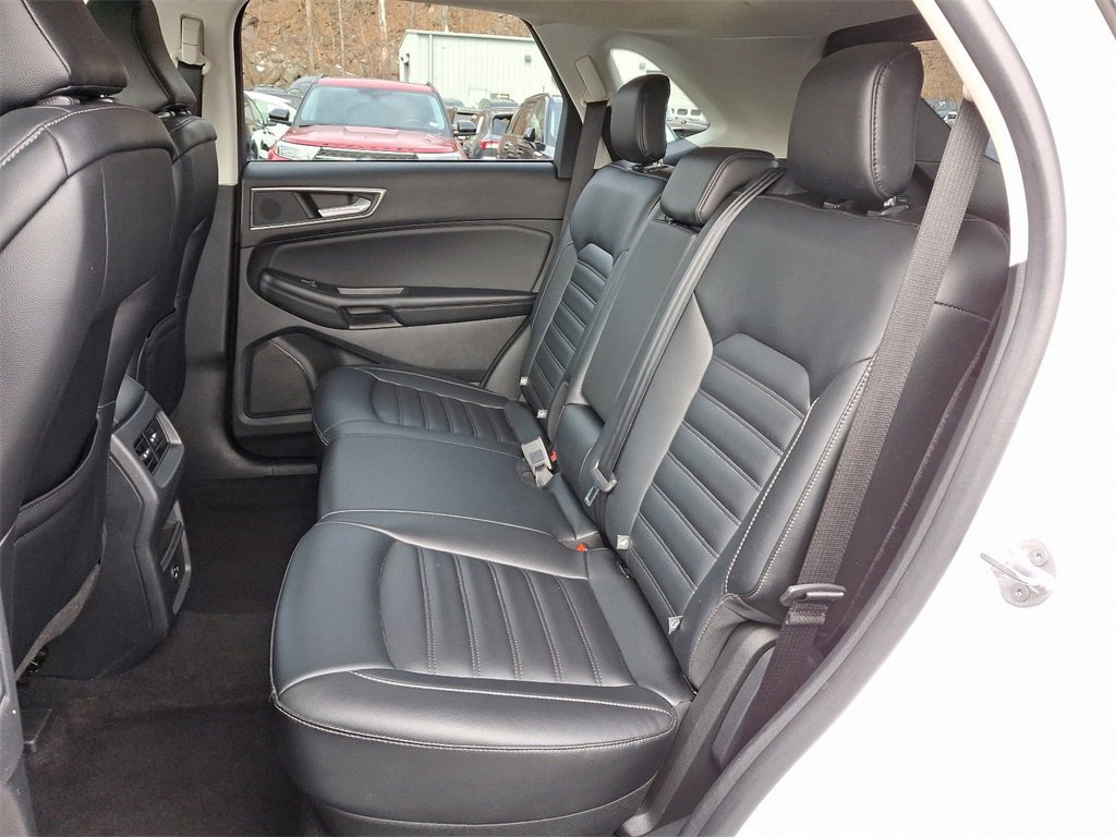 Certified 2022 Ford Edge SEL image 10