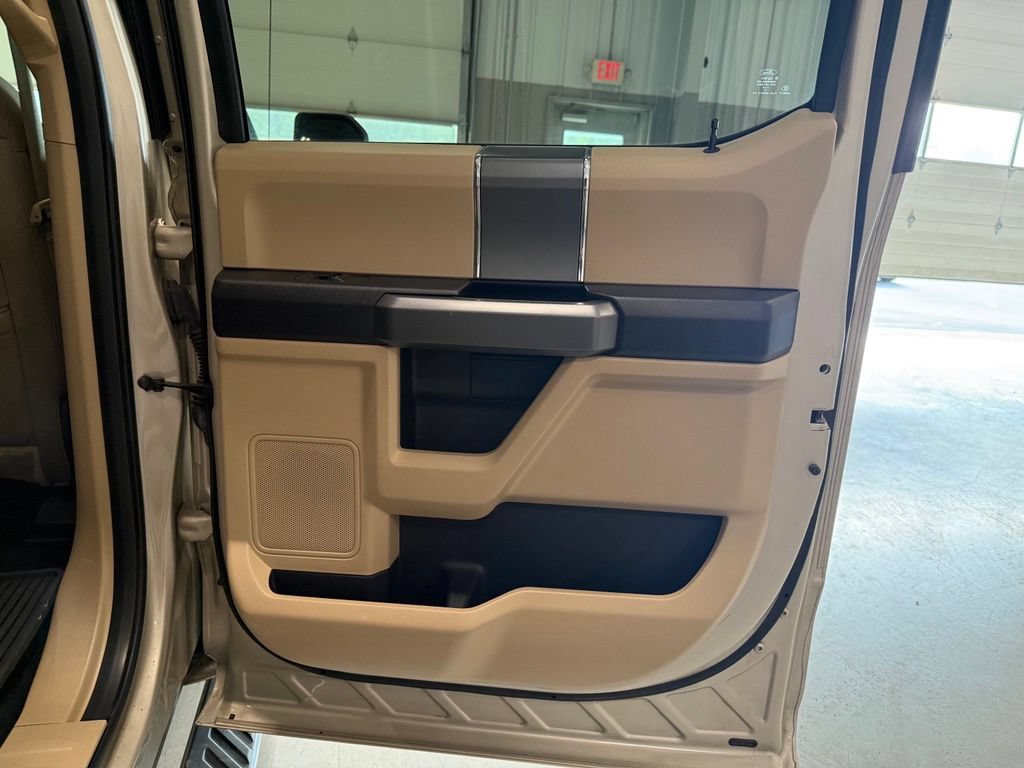 Certified 2018 Ford F150 XLT w/ Equipment Group 302A Luxury AWD/4WD image 27