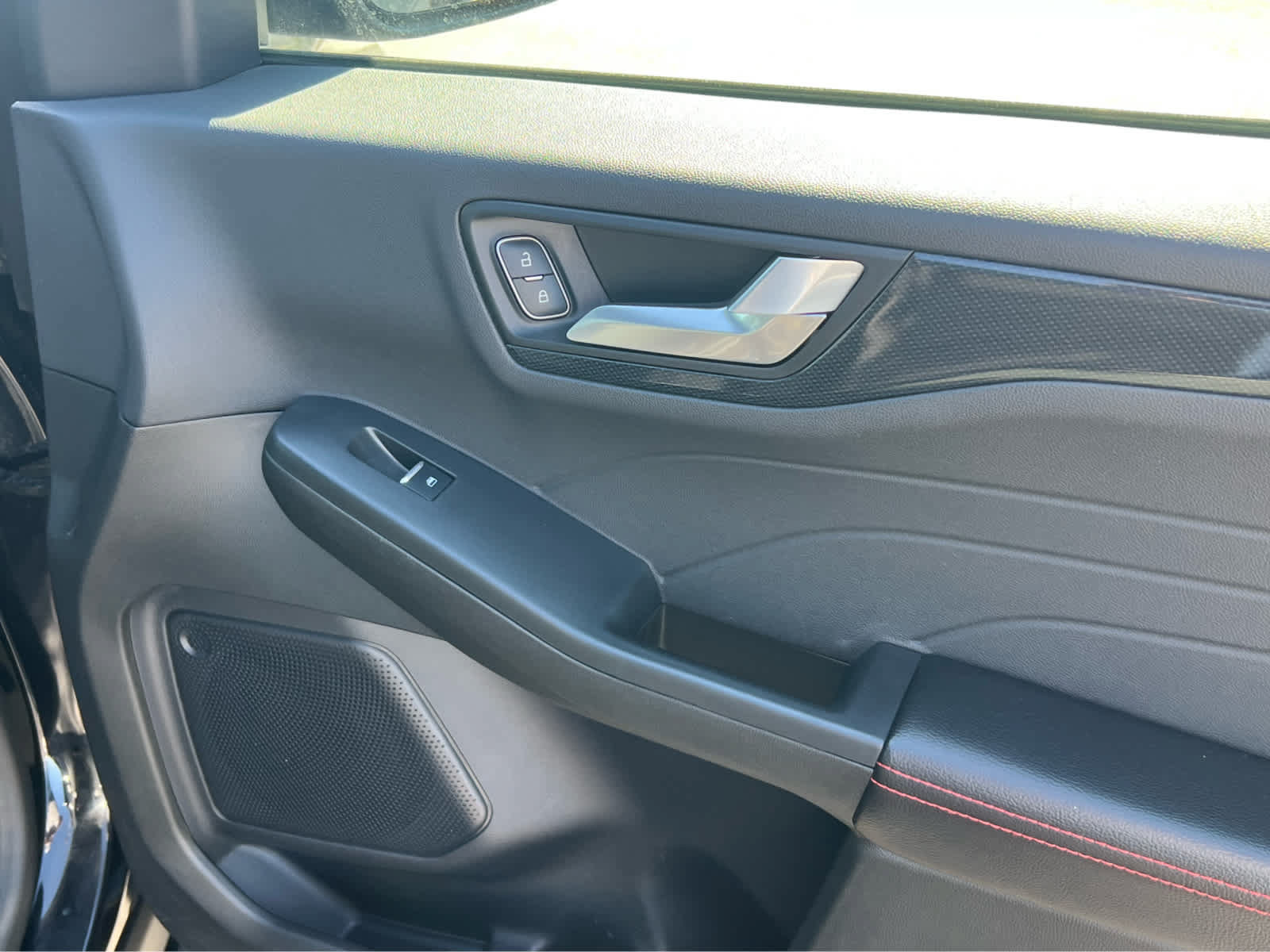 Certified 2024 Ford Escape ST-Line AWD/4WD image 19