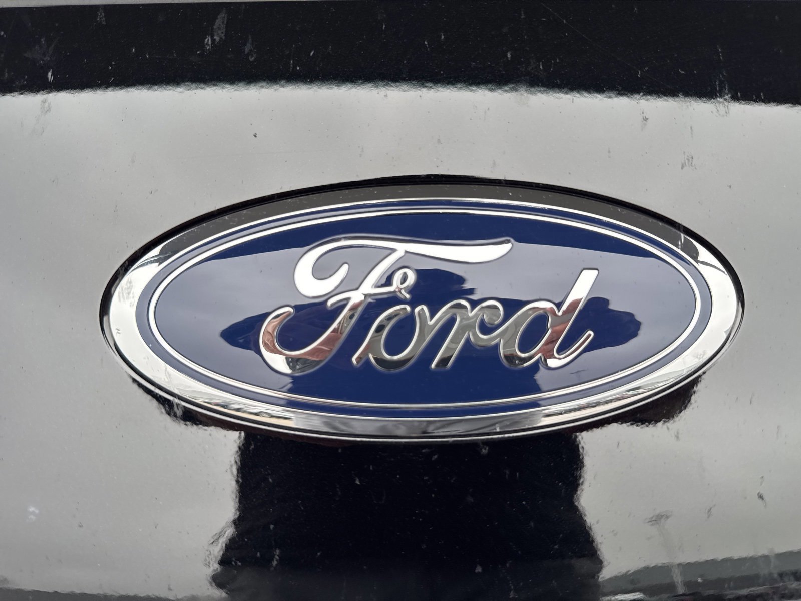 Certified 2022 Ford Escape SE w/ SE Sport Appearance Package image 14