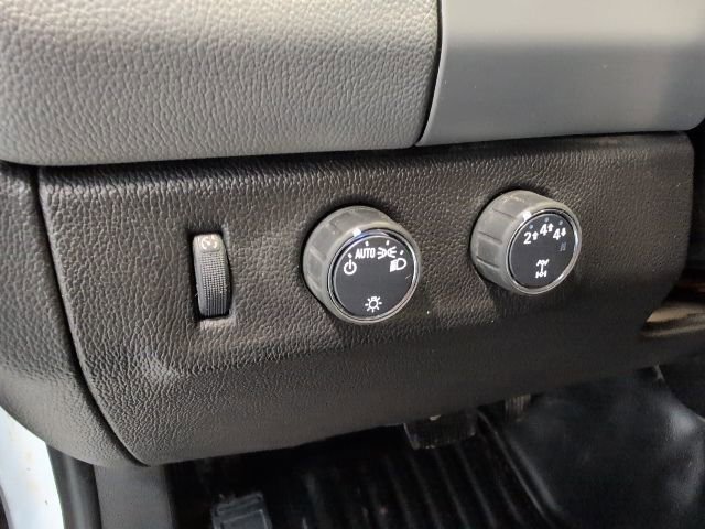 Used 2022 Chevrolet Colorado W/T image 17