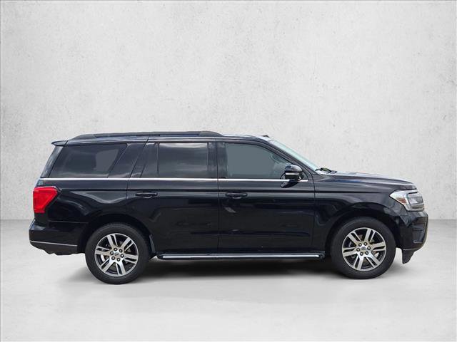 Certified 2023 Ford Expedition XLT RWD image 4