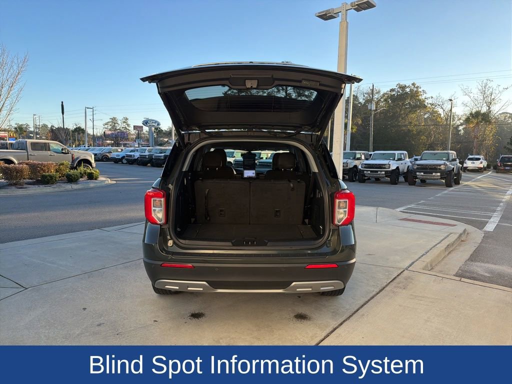 Certified 2023 Ford Explorer XLT w/ Equipment Group 202A image 9