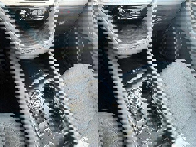 Certified 2025 Ford Explorer Active image 26