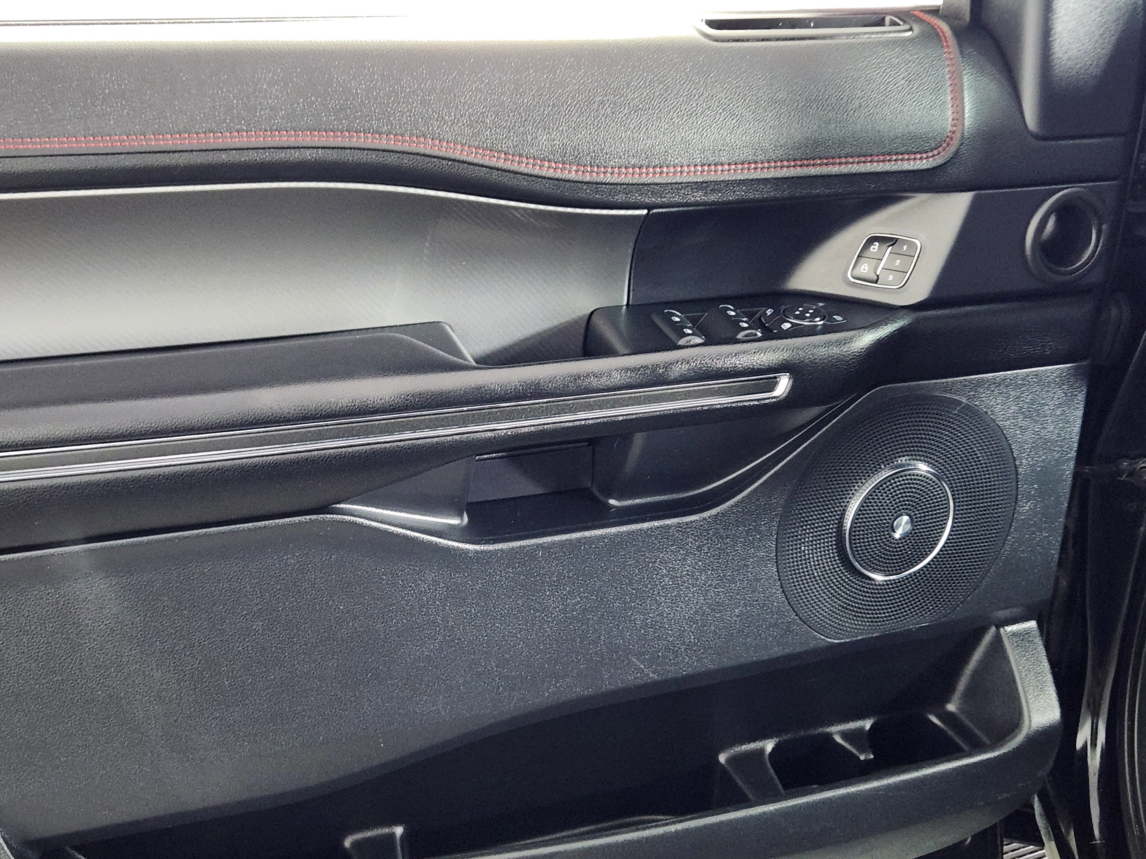 Certified 2019 Ford Expedition Limited w/ Equipment Group 303A image 17