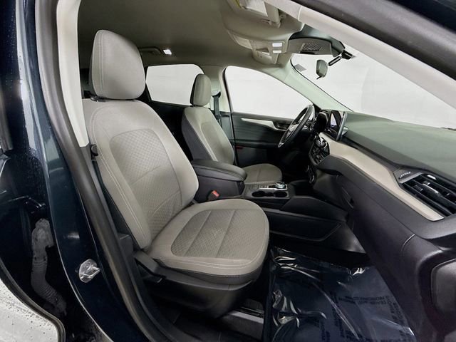 Certified 2022 Ford Escape SE w/ Cold Weather Package image 26