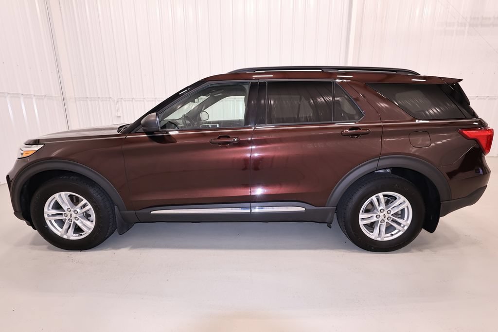 Certified 2020 Ford Explorer XLT w/ Class III Trailer Tow Package AWD/4WD image 7