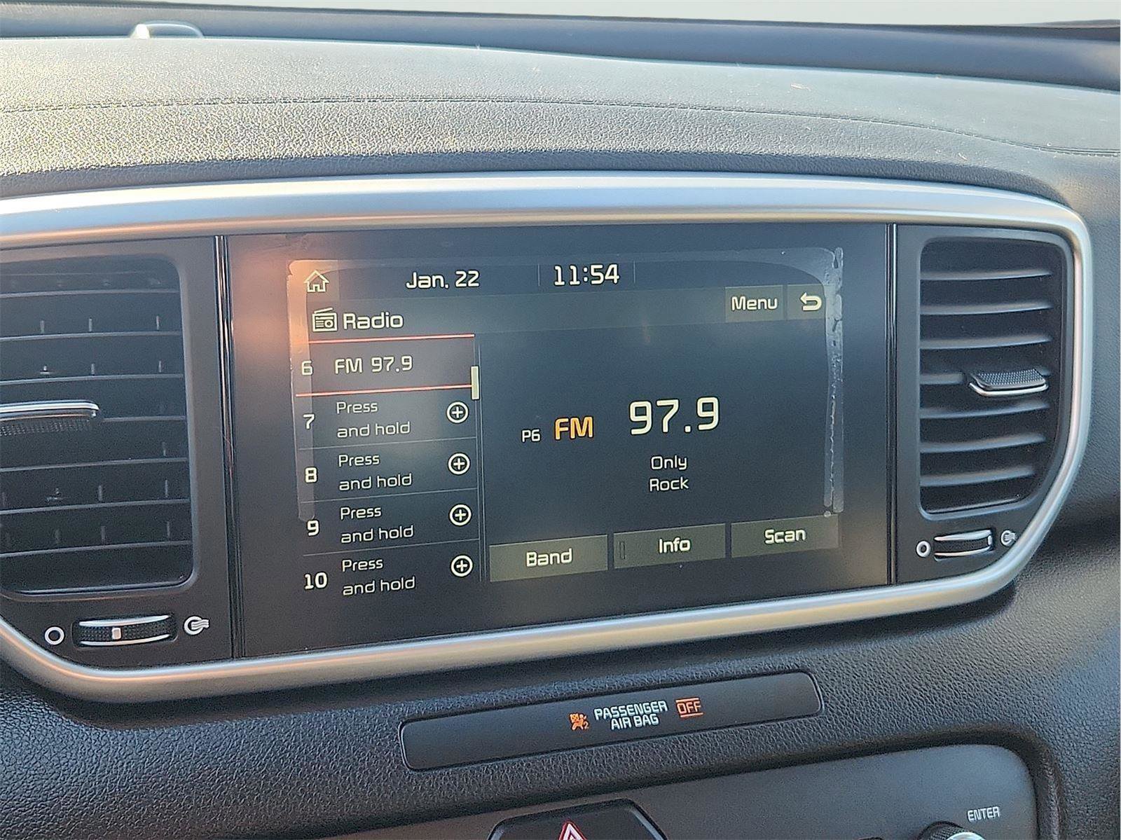 Used 2021 Kia Sportage LX image 16