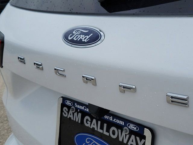 Certified 2023 Ford Escape ST-Line w/ Tech Pack #1 FWD image 13