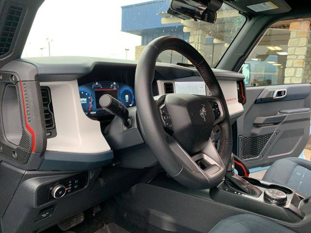 Certified 2025 Ford Bronco Heritage Edition AWD/4WD image 31