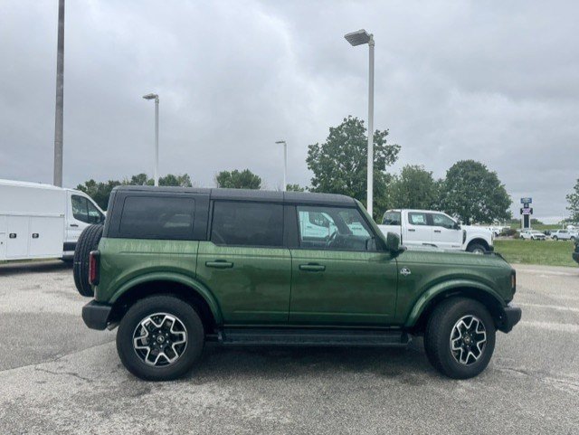 Certified 2025 Ford Bronco Outer Banks AWD/4WD image 9