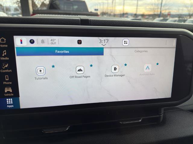 Used 2025 Jeep Gladiator Sport image 29