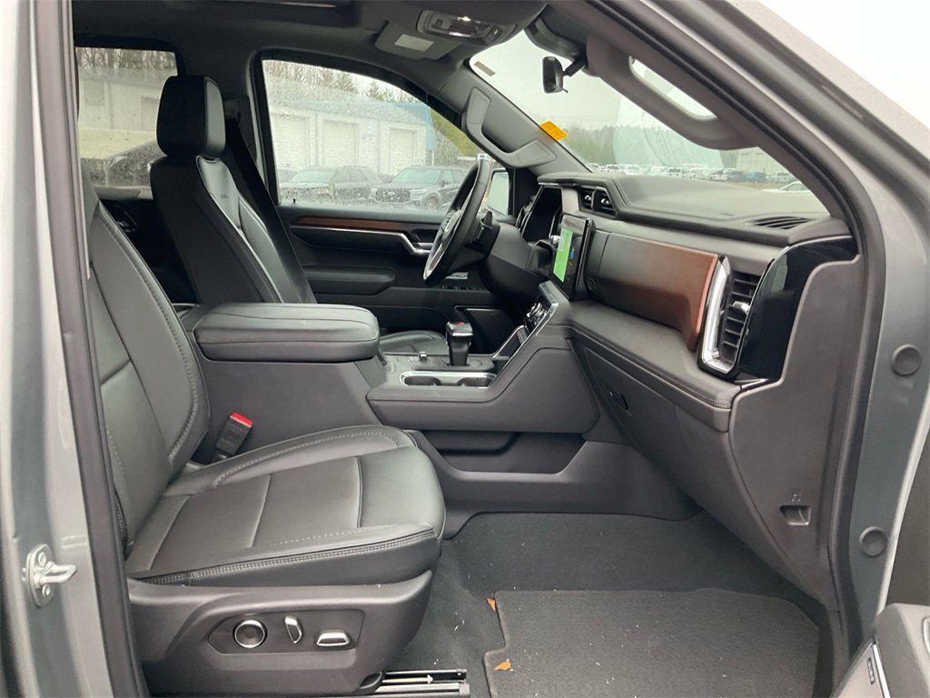 Used 2025 GMC Sierra 1500 Denali w/ Denali Reserve Package image 12