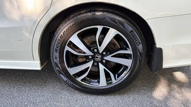 Used 2019 Honda Odyssey Elite image 21