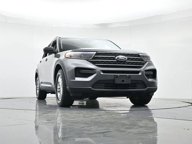 Certified 2024 Ford Explorer XLT image 35