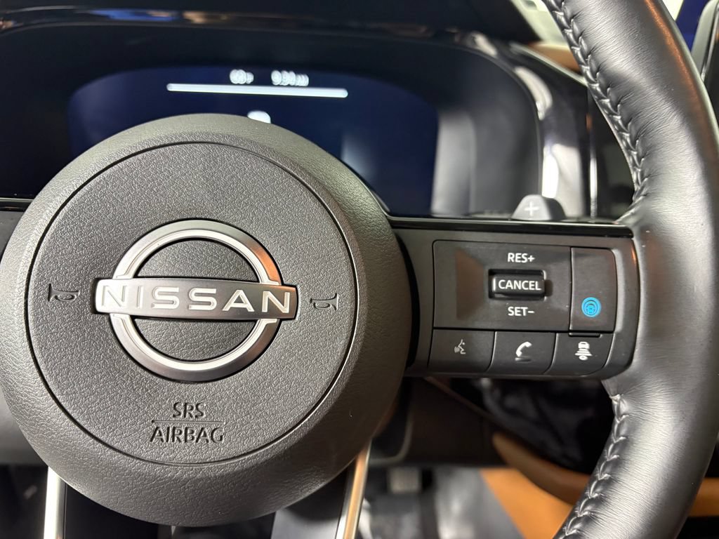 Used 2023 Nissan Pathfinder Platinum AWD/4WD image 23
