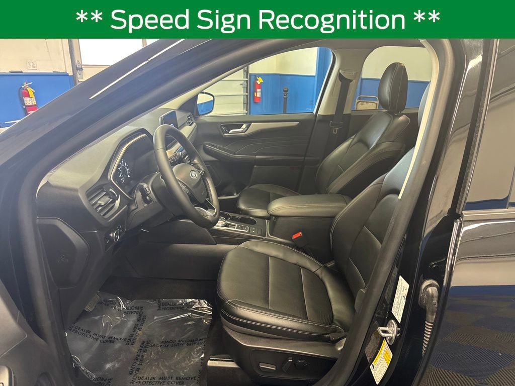 Certified 2022 Ford Escape SEL AWD/4WD image 9