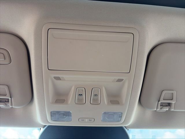 Certified 2020 Ford Escape Titanium image 21