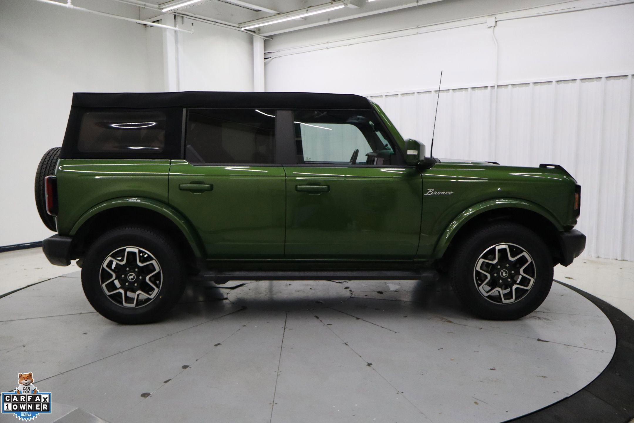 Certified 2023 Ford Bronco Outer Banks image 2