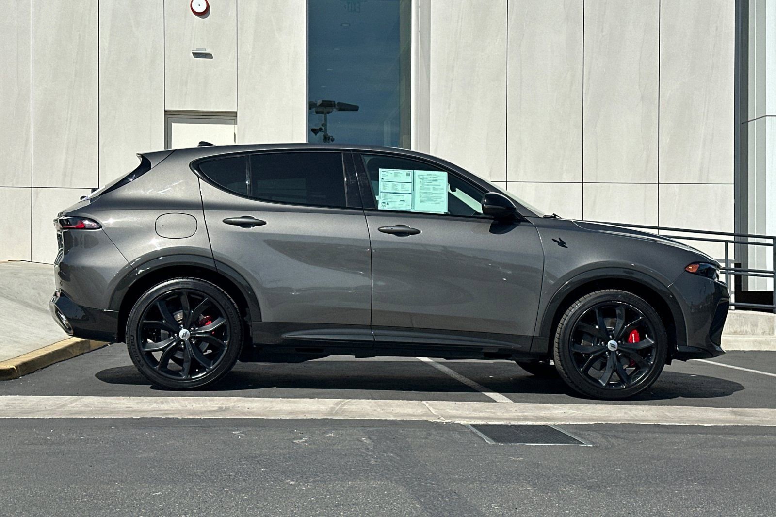 Used 2024 Dodge Hornet R/T Plus AWD/4WD image 2