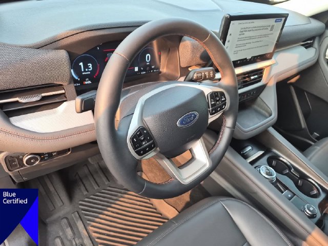 Certified 2025 Ford Explorer Active w/ Active Comfort Package RWD image 16
