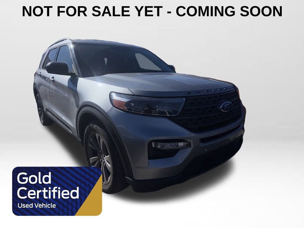 Certified 2022 Ford Explorer XLT w/ Equipment Group 202A image 1