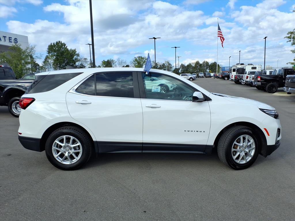 Used 2023 Chevrolet Equinox LT image 6