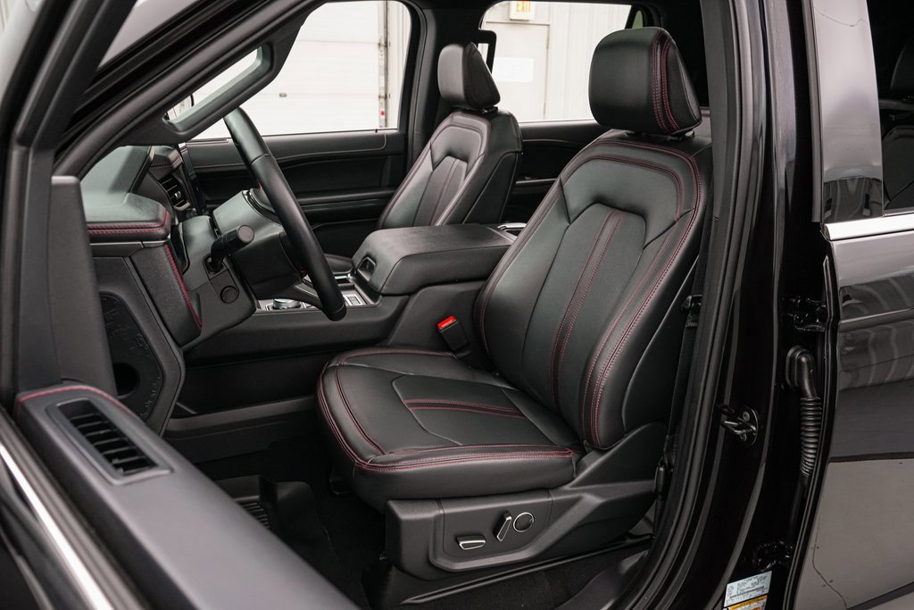 Certified 2024 Ford Expedition Limited image 12