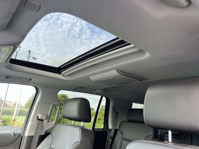 Used 2018 Chevrolet Tahoe LT w/ LT Signature Package AWD/4WD image 25