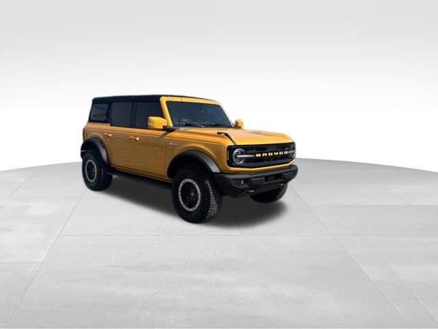 Certified 2022 Ford Bronco Outer Banks w/ Sasquatch Package AWD/4WD image 6