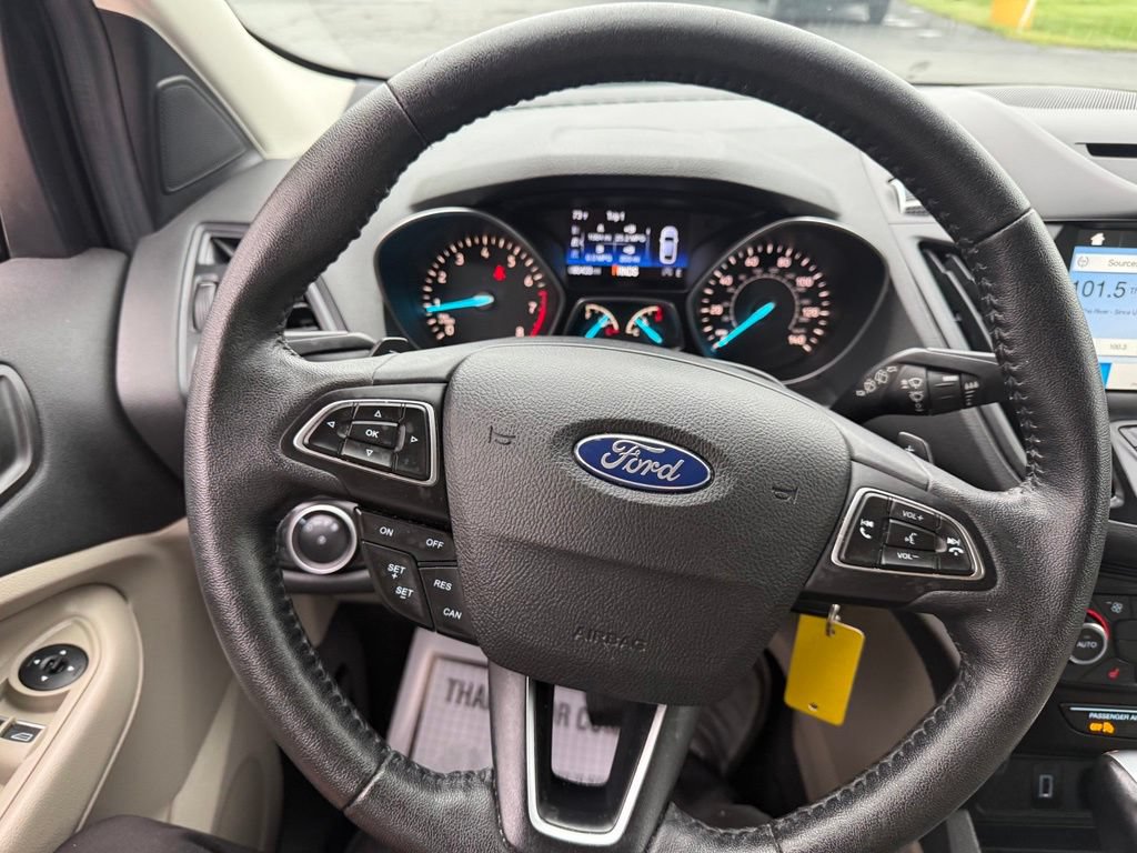 Certified 2017 Ford Escape SE w/ SE Leather Comfort Package AWD/4WD image 23