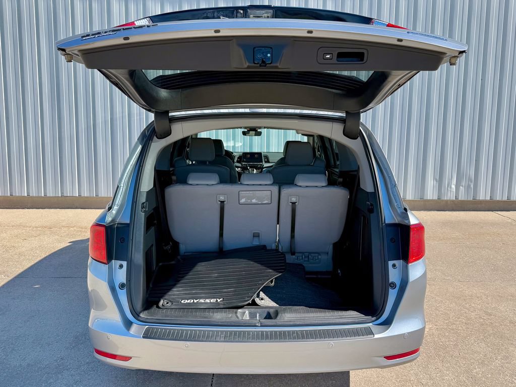 Used 2023 Honda Odyssey Touring image 16