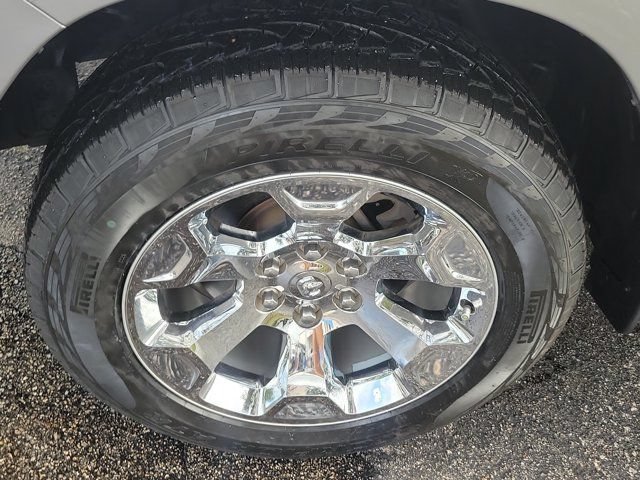Used 2019 RAM 1500 Big Horn RWD image 9