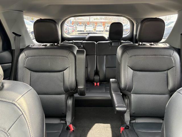 Certified 2022 Ford Explorer Limited w/ Equipment Group 301A image 14