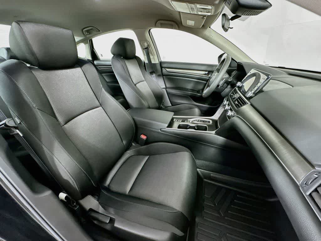 Used 2021 Honda Accord Hybrid image 14