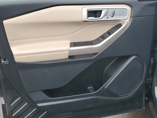 Certified 2024 Ford Explorer XLT w/ Equipment Group 202A image 11