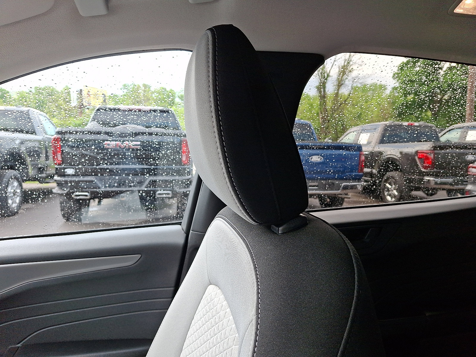 Certified 2023 Ford Escape Active AWD/4WD image 17