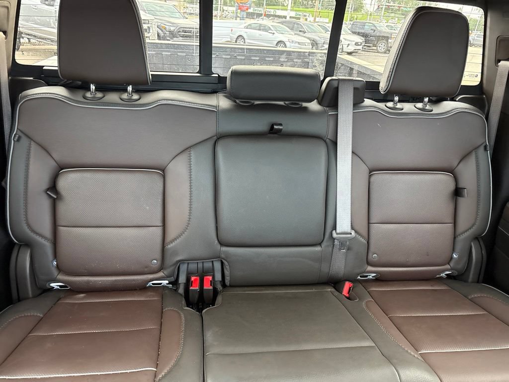 Used 2024 GMC Sierra 1500 Denali w/ Denali Reserve Package AWD/4WD image 10